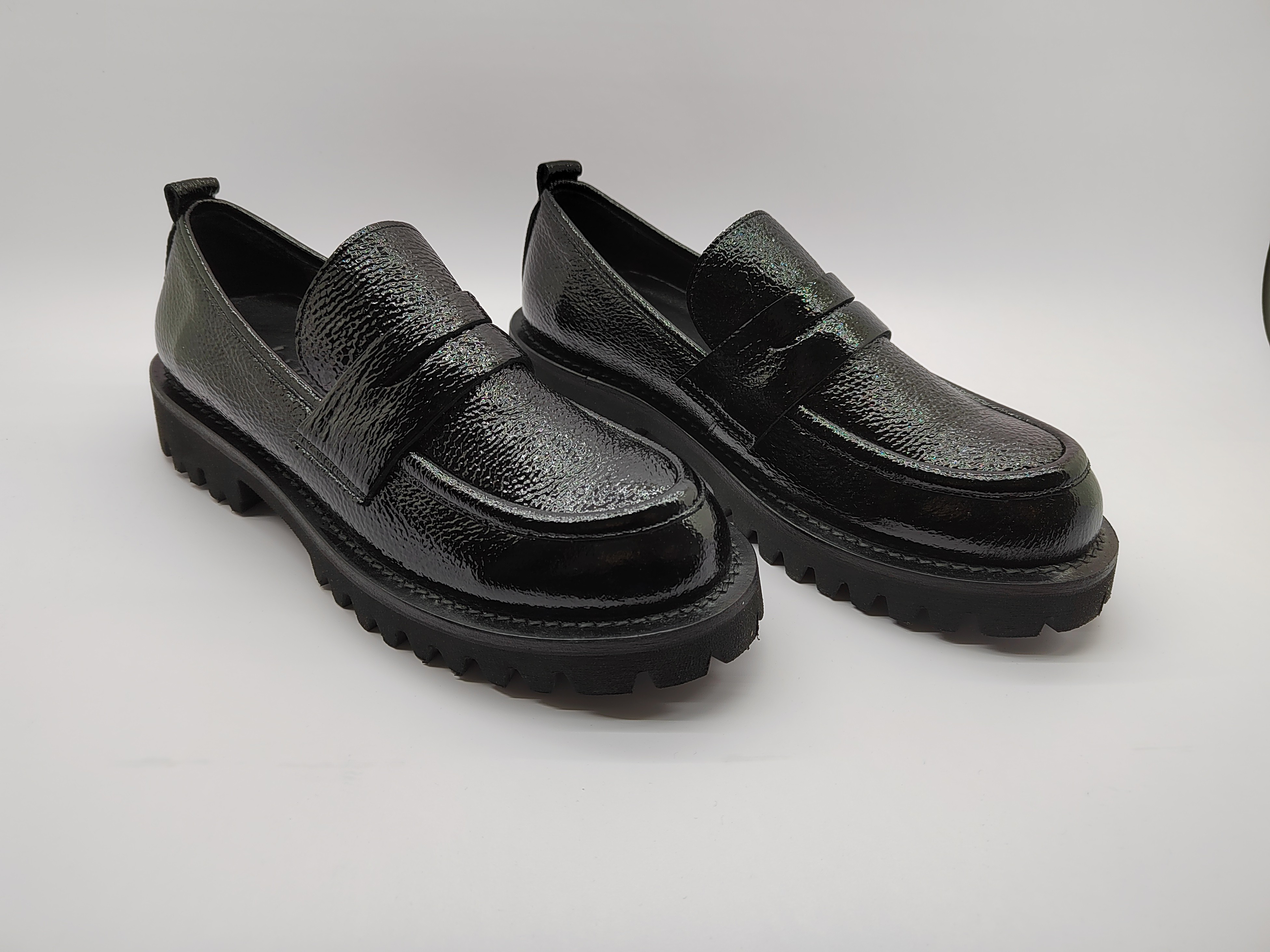 Cipele Bueno 24WV3211 PATENT BLACK